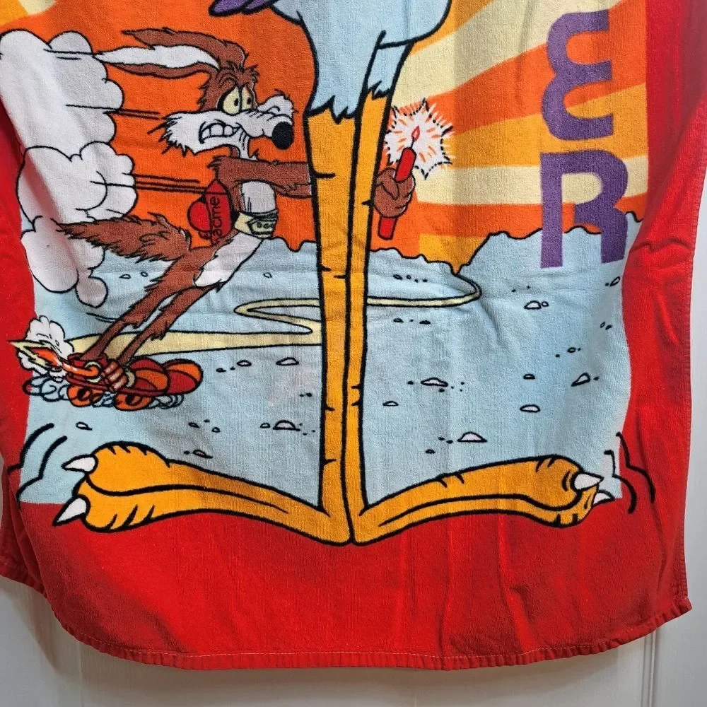 Vintage Road Runner Cartoon Beach Towel
